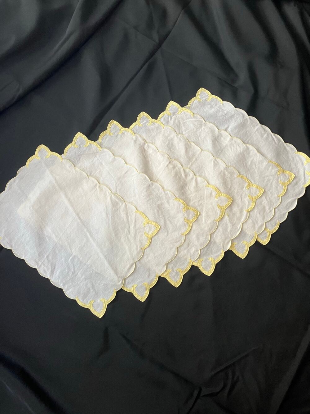 Vintage Linen Placemats Set of 6 White Yellow Embroidered Scalloped Table Mats